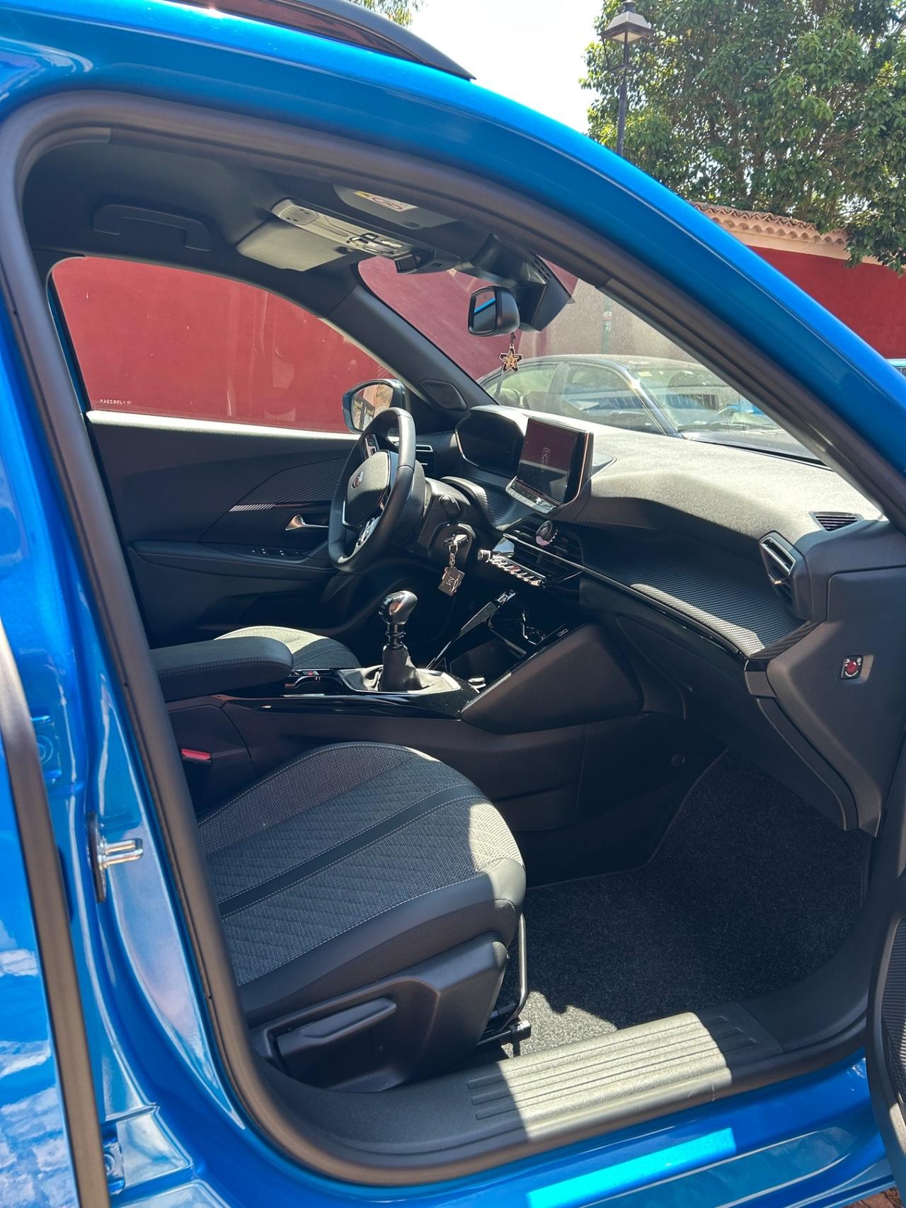 Peugeot 2008 PureTech 100 S&S Allure