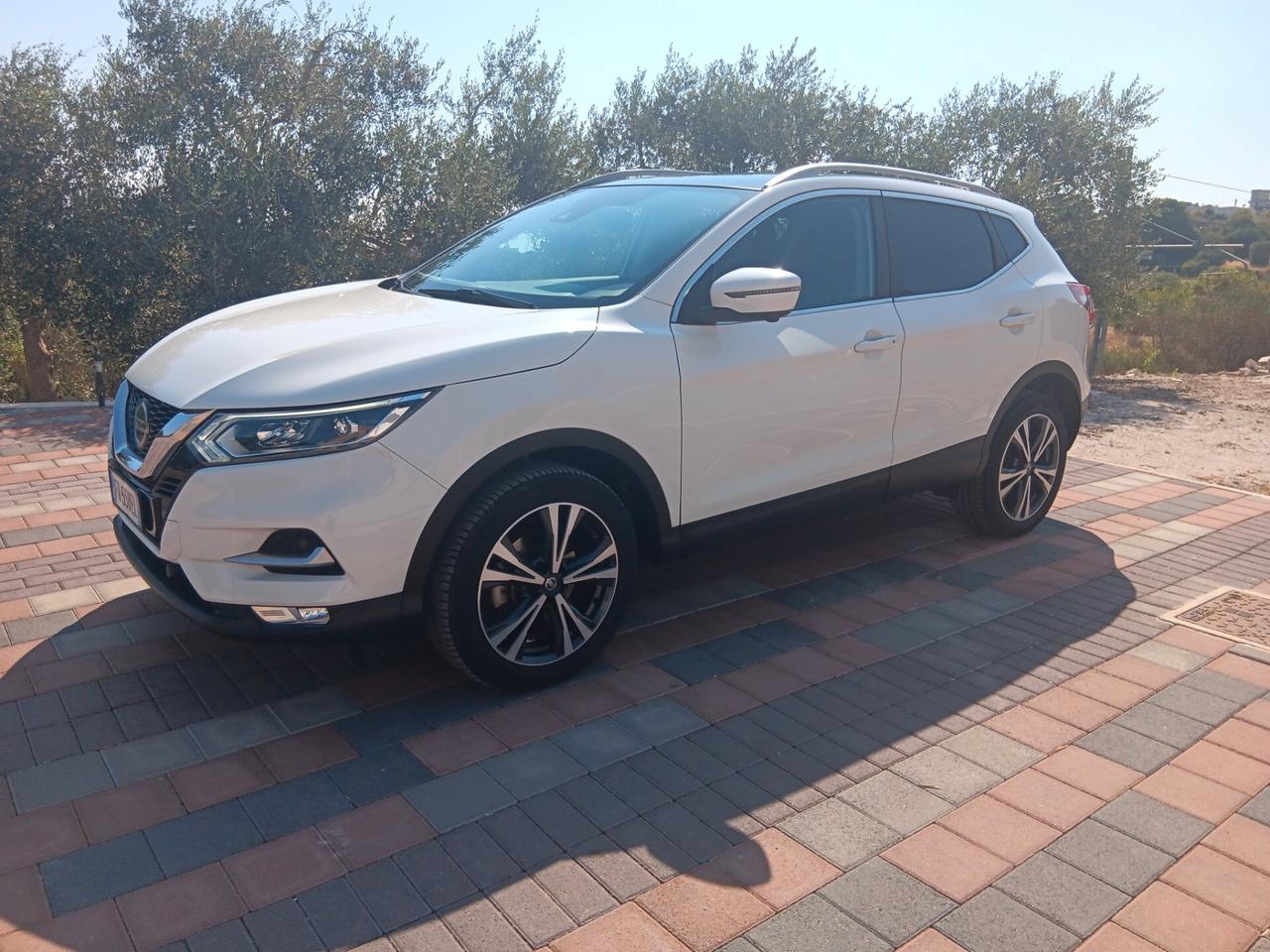 Nissan Qashqai 1.5 dCi N-Connecta