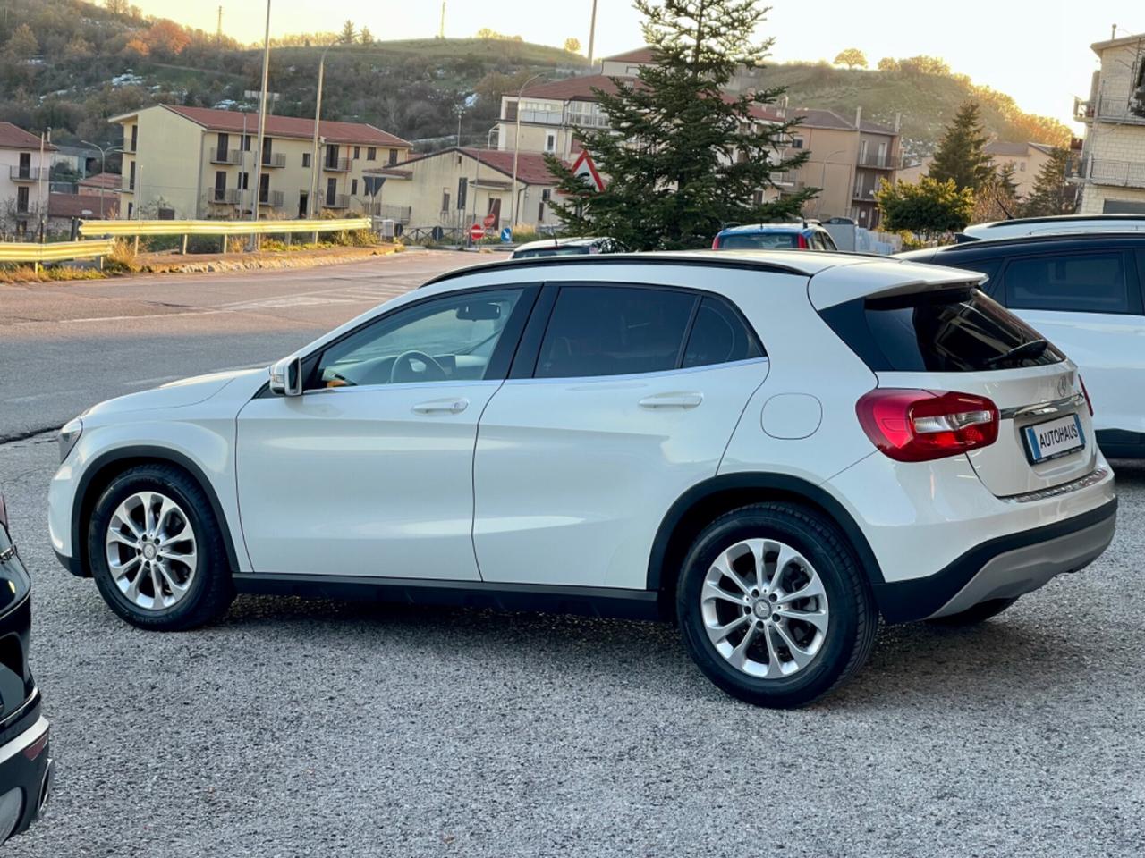 Mercedes-benz GLA 200d Executive - 2014