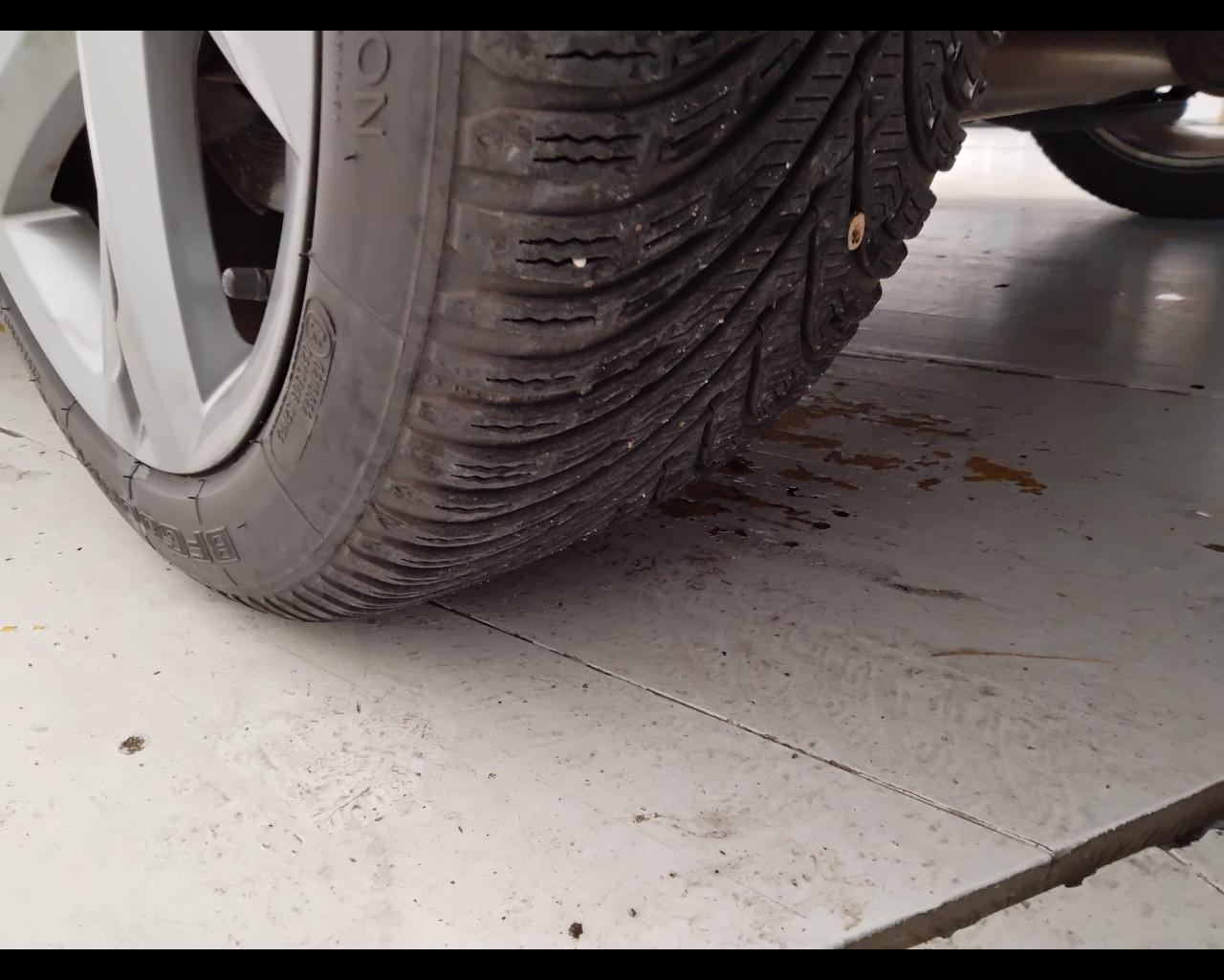 VOLKSWAGEN Golf VIII 2020 - Golf 1.5 etsi evo R-Line 130cv dsg