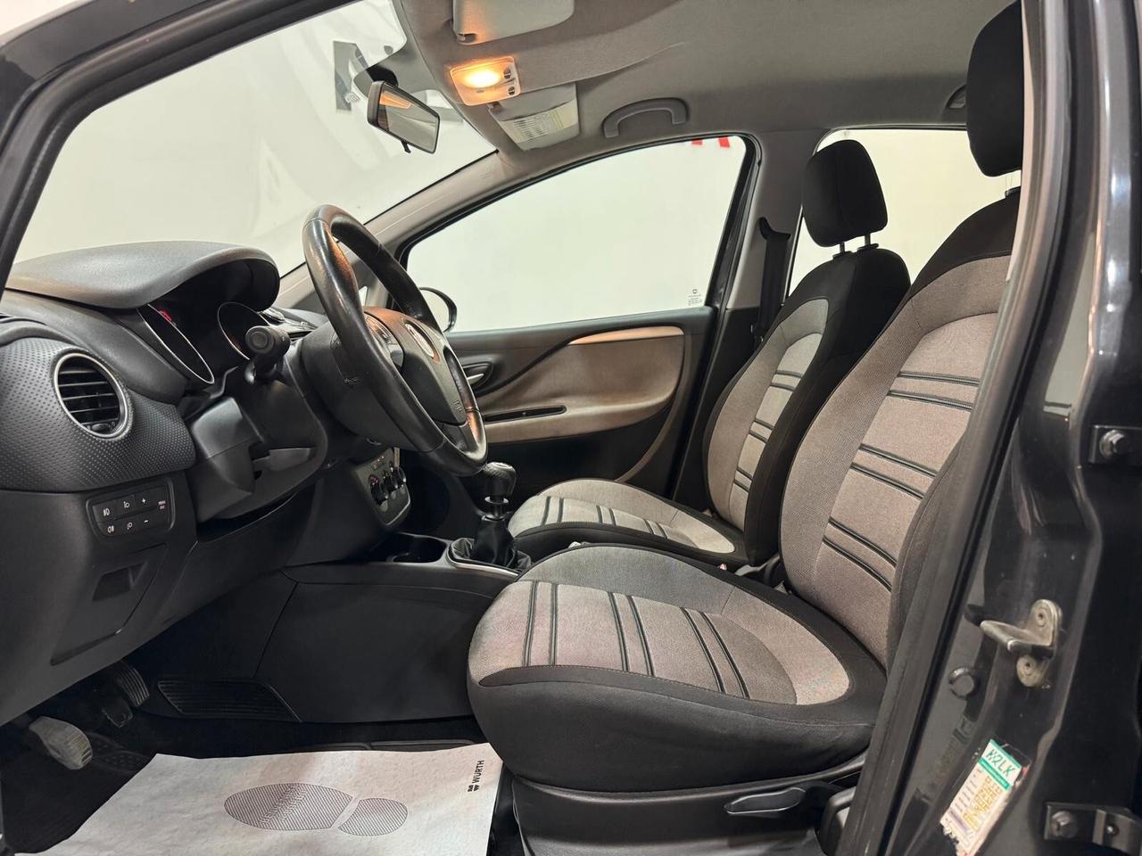 Fiat Punto Evo Punto Evo RETRO CAMERA,NAVI, BLUETH