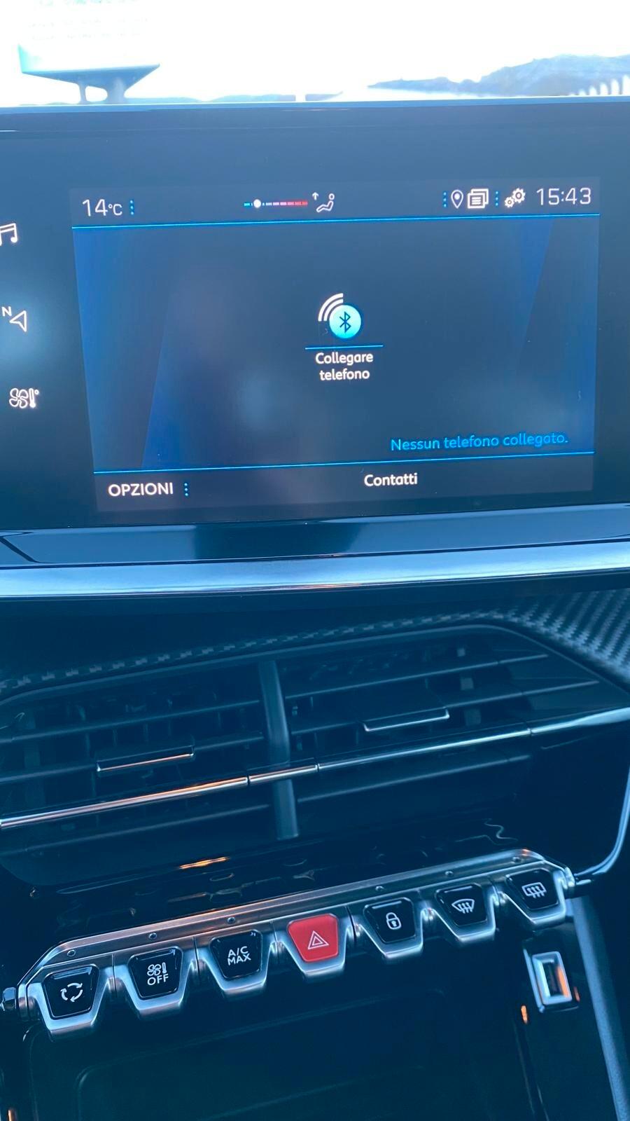 Peugeot 2008 BlueHDi 130 S&S EAT8 Allure