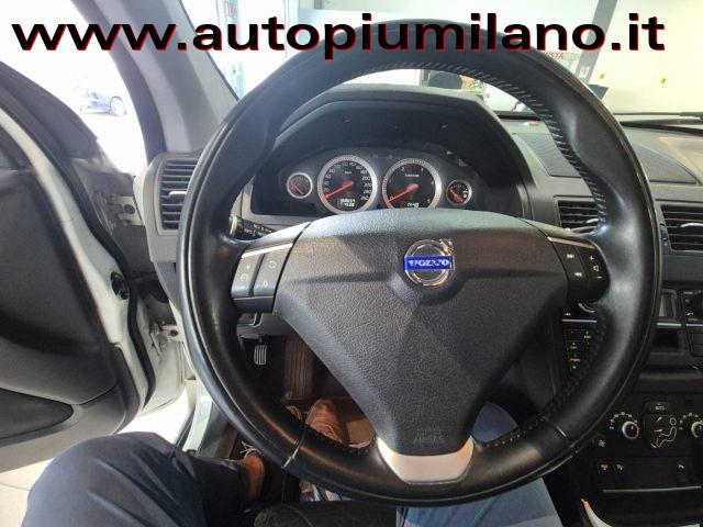 VOLVO XC90 D5 AWD Geartronic Momentum