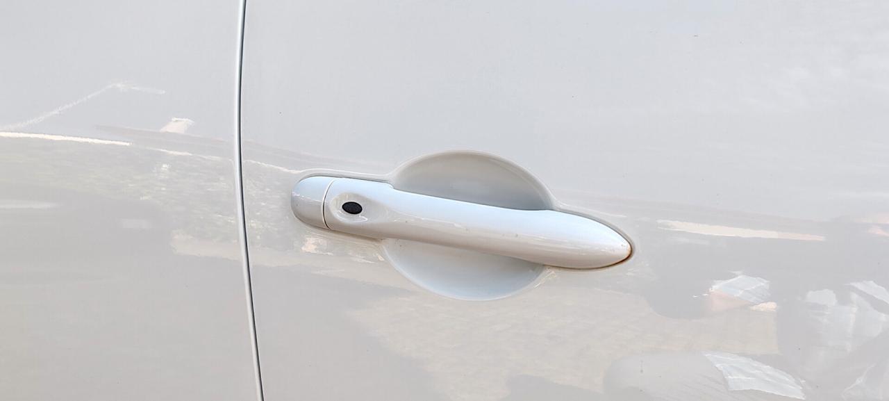 Renault Clio TCe 12V 90CV 5 porte Costume National