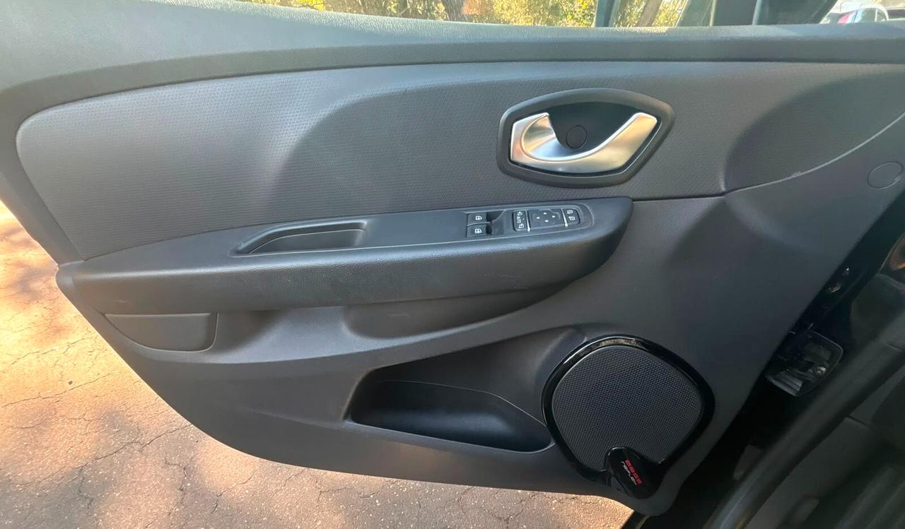 Renault Clio dCi 8V 75 CV 5 porte Business