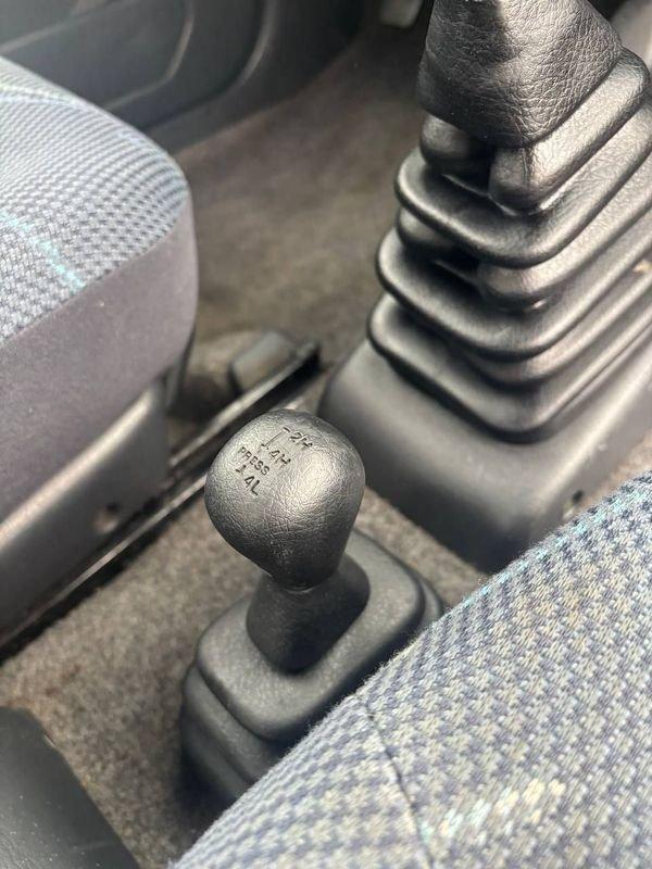 Suzuki Jimny NEOP. Jimny 1.3i 16V cat 4WD JLX Special
