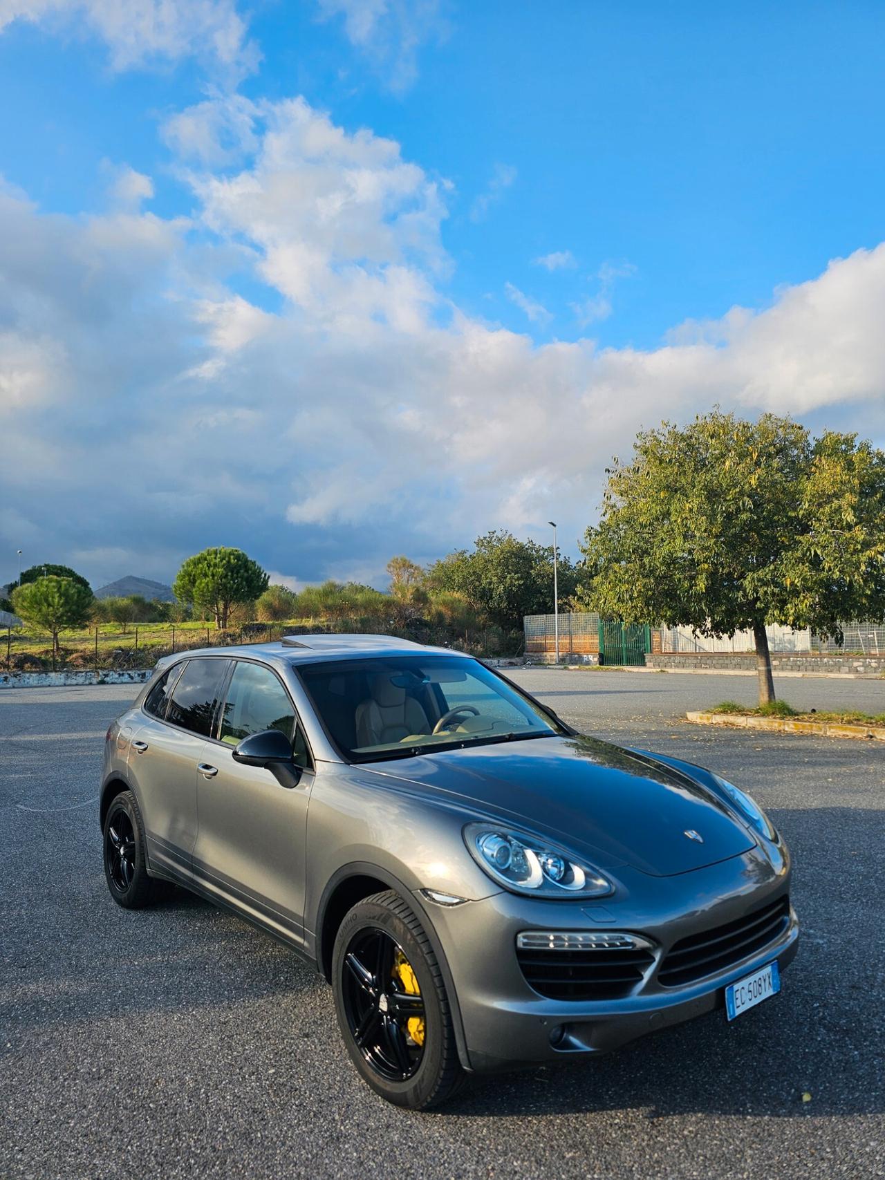 Porsche Cayenne 3.0 diesel V6 240cv
