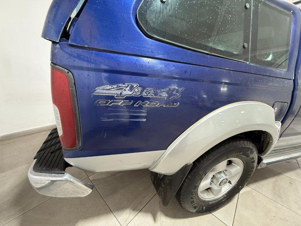 Nissan Pick Up Pick-up 2.5 TD 4 porte Double Cab Navara