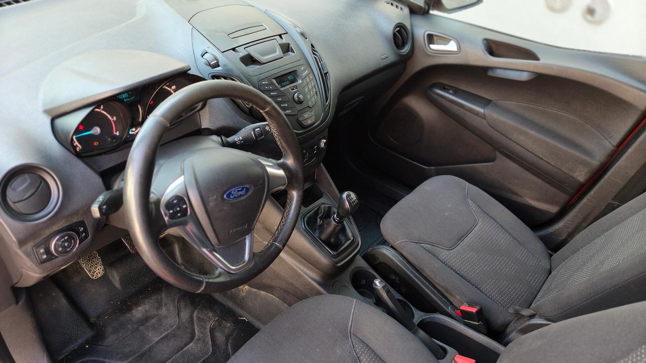 Ford Transit Courier 1.5 TDCi 75CV Titanium