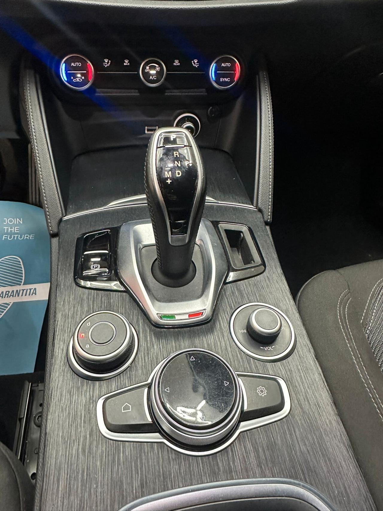 Alfa Romeo Stelvio 2.2 Turbodiesel 160 CV AT8 RWD Business