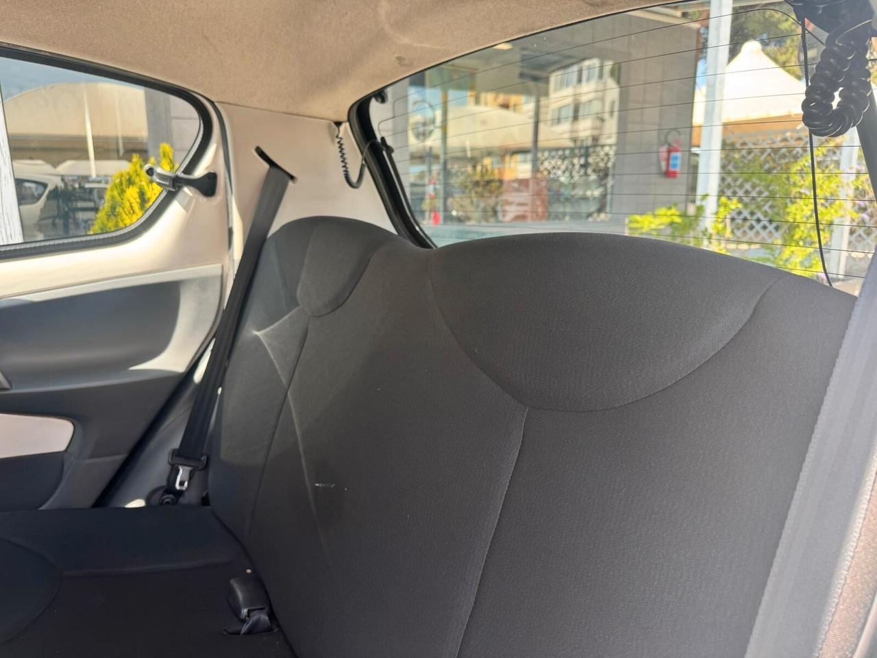 Toyota Aygo 1.0 12V VVT-i 5 porte