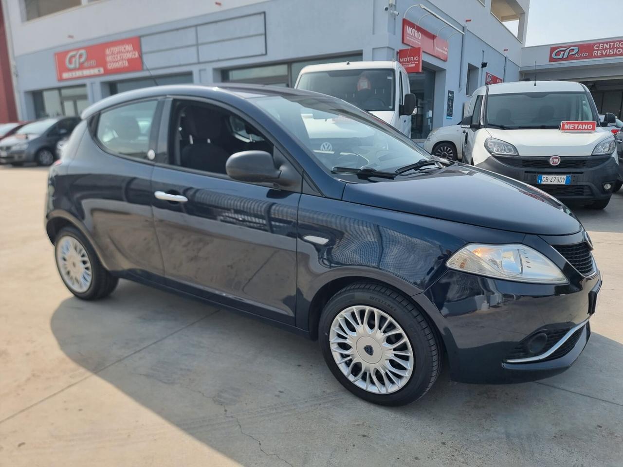 Lancia Ypsilon 1.2 69 CV 5 porte GPL Ecochic Gold KM 79000