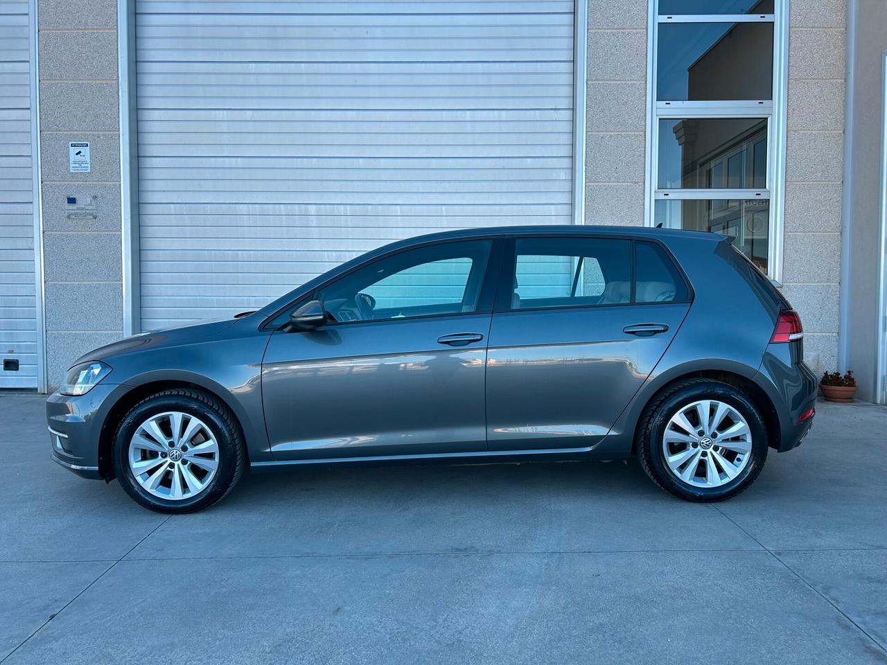 Volkswagen Golf 1.6 TDI 115 CV 5p. Business BlueMotion Technology