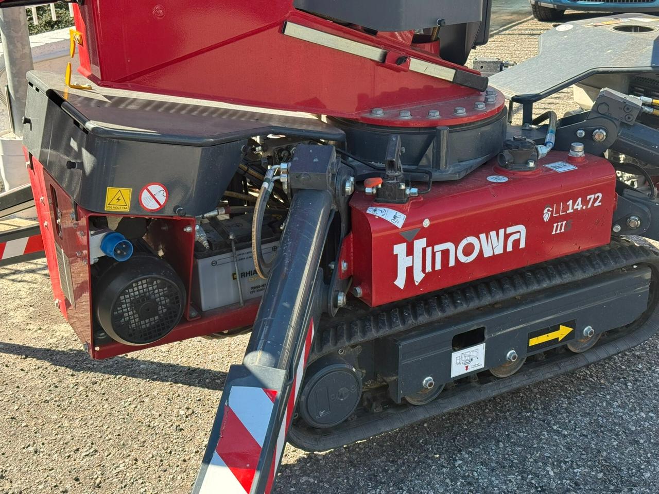 PIATTAFORMA HINOWA LIGHTLIFT 14,72