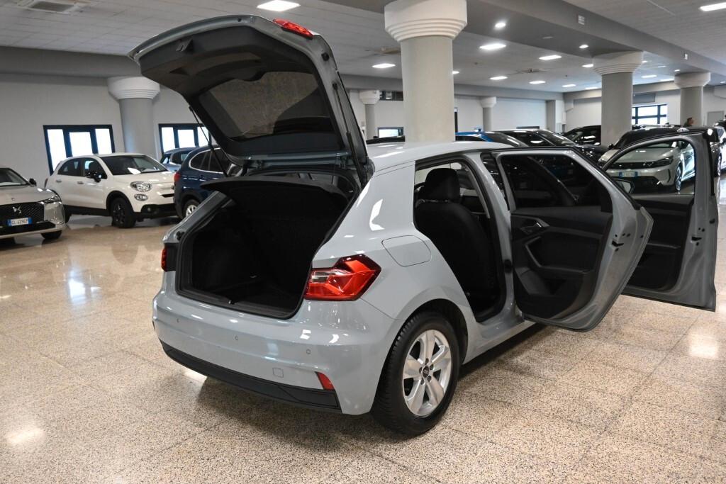 AUDI A1 SPORTBACK 25 TFSI 95CV ATTRACTION ( ADAPTIVE CRUISE - VIRTUAL COCKPIT - NAVI - MIRROR - PDC )