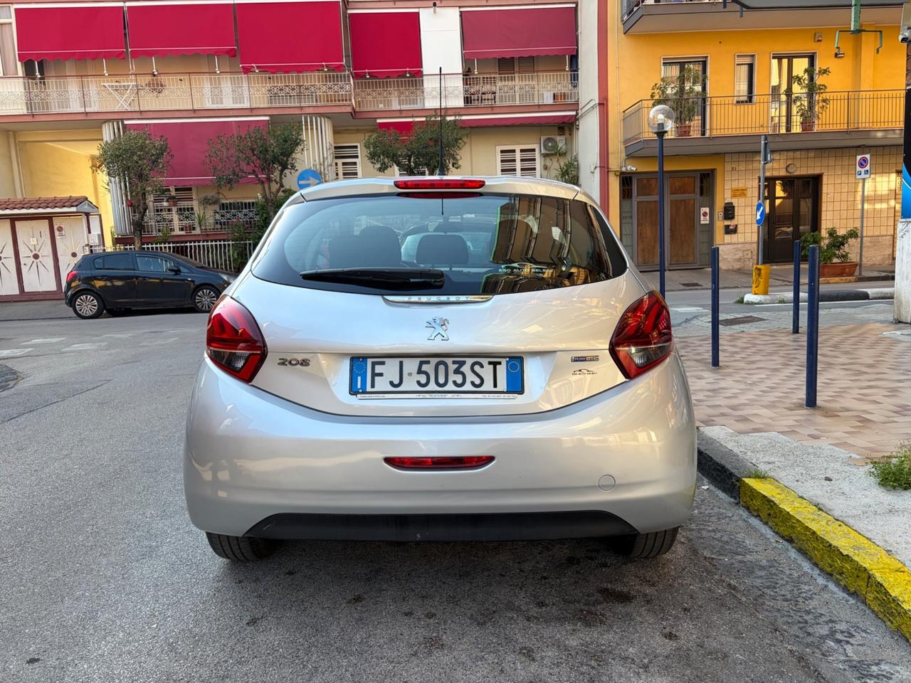 Peugeot 208 PureTech 82 3 porte Active