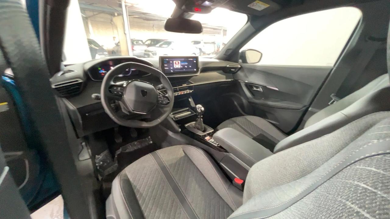 Peugeot 2008 PureTech 100 S&S Allure