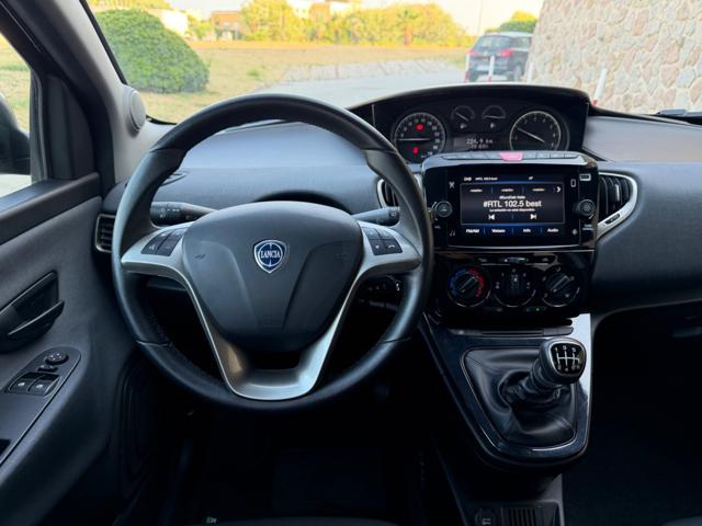 LANCIA Ypsilon GOLD+NAVI CARPLAY+SENSORI+LED