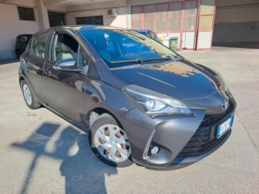Toyota Yaris 1.0 5 porte Lounge
