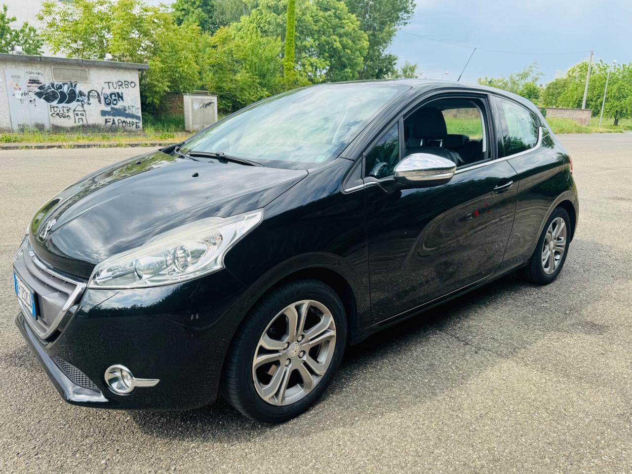 Peugeot 208 1.2 VTi 82 CV Splendide Condizioni