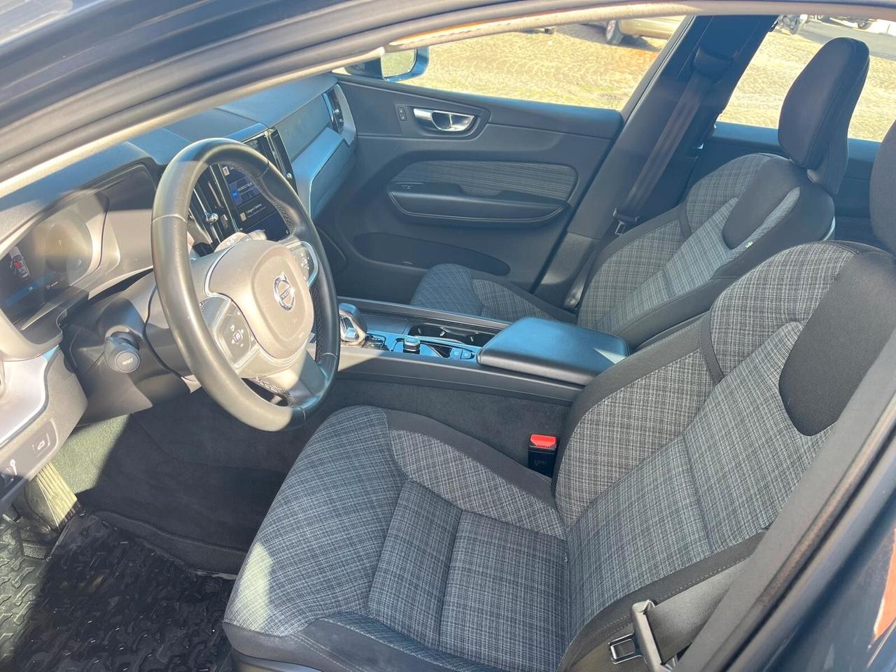 Volvo XC 60 197CV B4 Geartronic Momentum