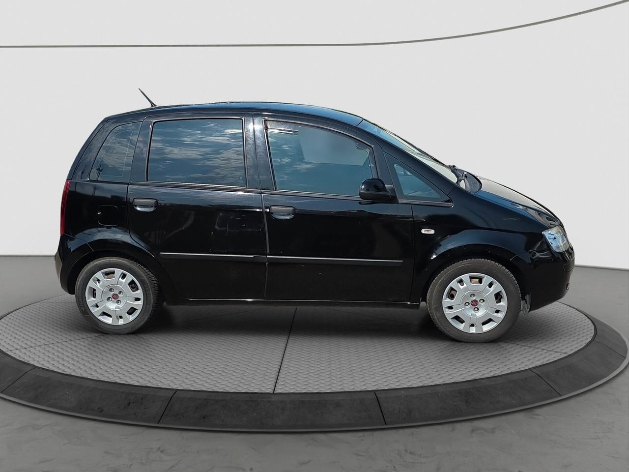 Fiat Idea 1.4 BlackEnergy GPL