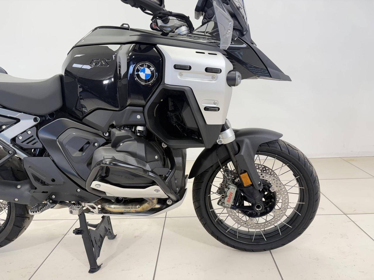 BMW R 1300 GS Adventure Triple Black