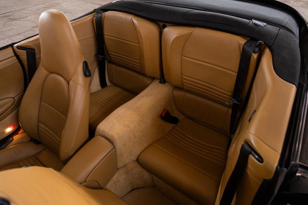 Porsche 911 Carrera 4S cat Cabriolet