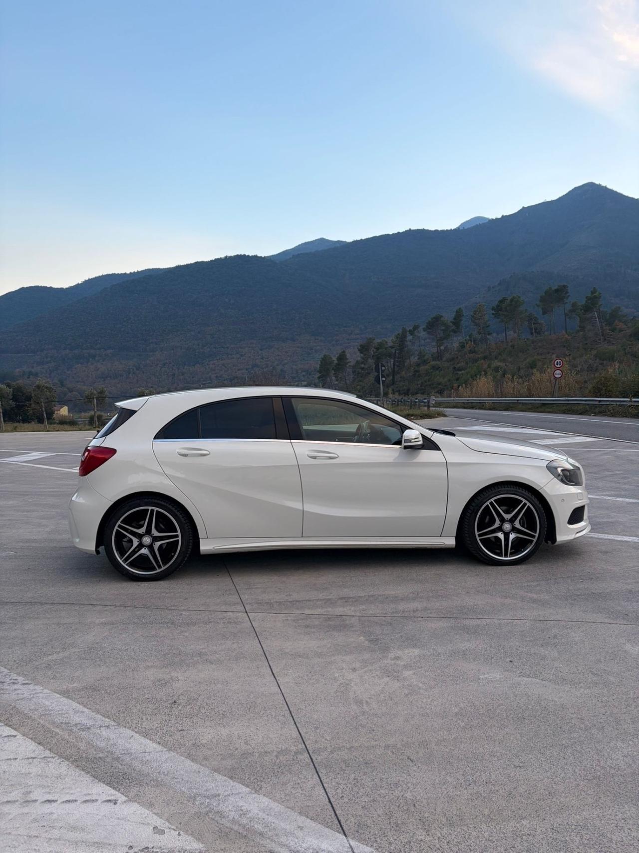 MERCEDES CLASSE A 200D motore Mercedes