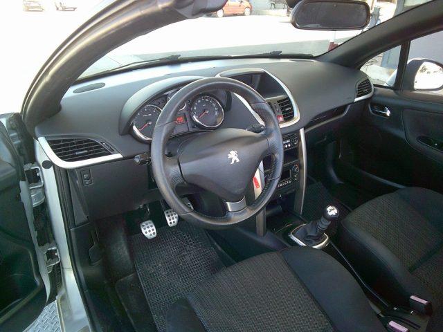 PEUGEOT 207 1.6 8V HDi 112CV CC Allure