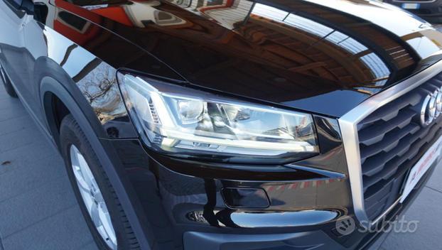 AUDI Q2 30 TDI S tronic Business
