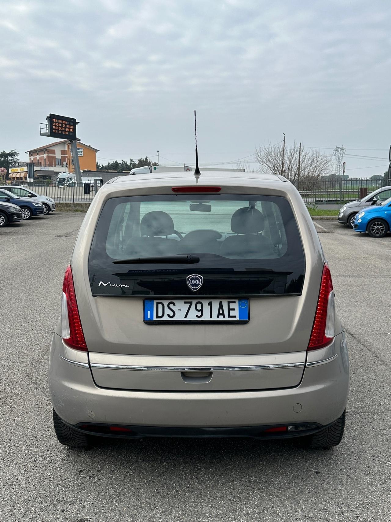 Lancia MUSA 1.4 16V Oro - 2008