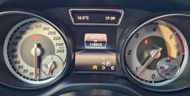 MERCEDES-BENZ GLA 200 d Automatic 4Matic Premium AMG OK NEO PATENTATI