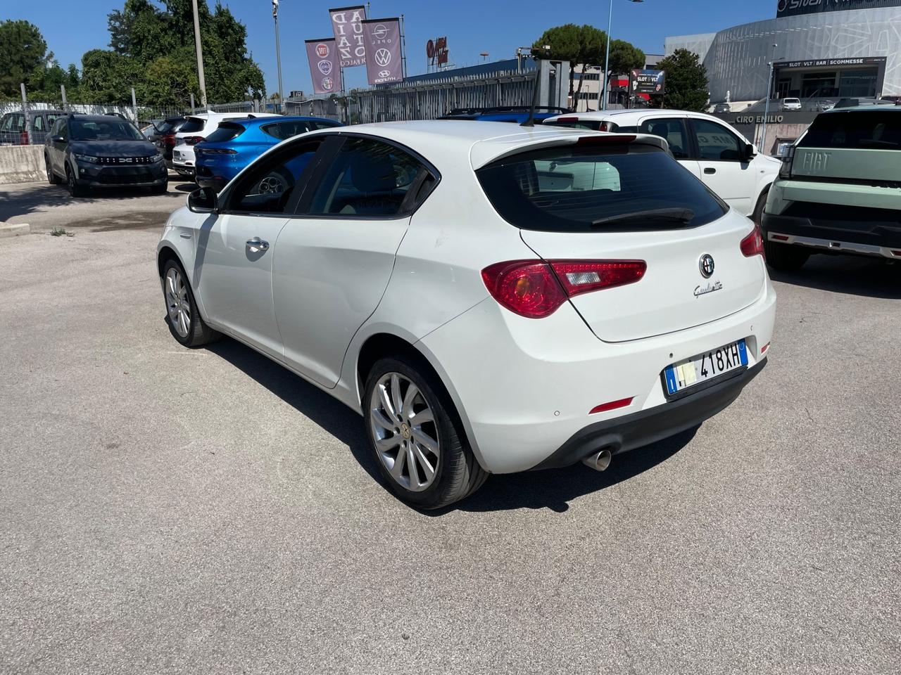 Alfa Romeo Giulietta a*f*f*a*r*e