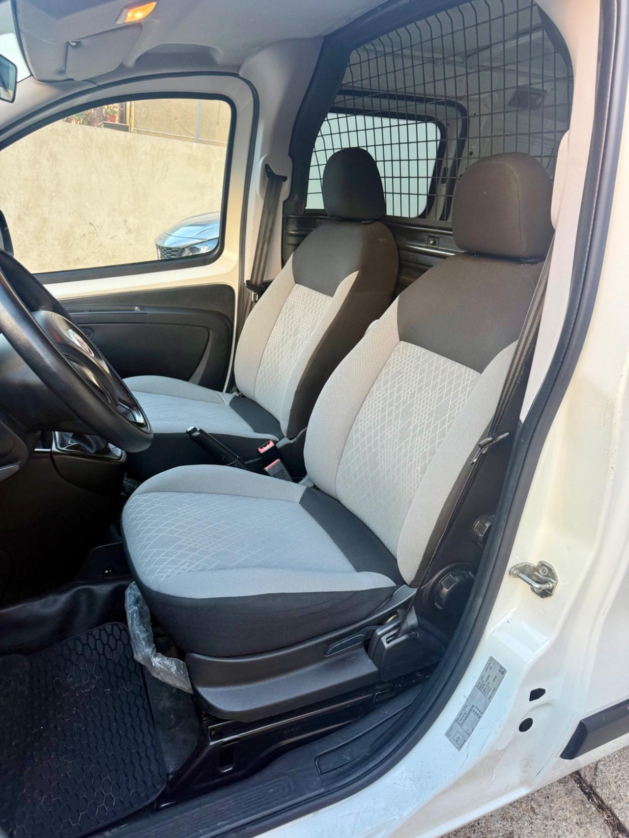 Fiat Fiorino 1.3 MJT 95CV Cargo SX