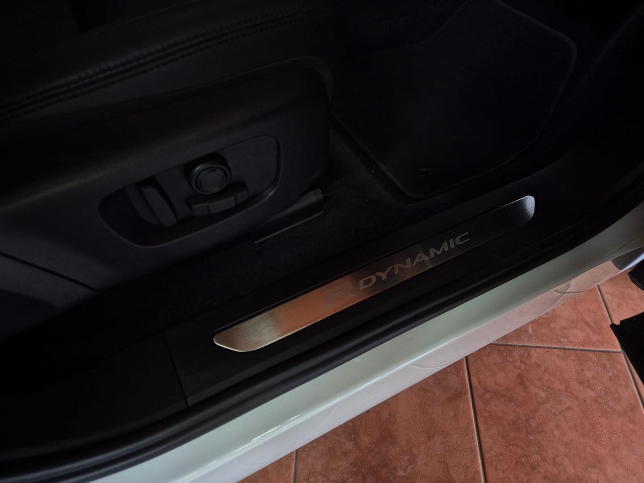 Land Rover Range Rover Evoque P300e PHEV R- #10757