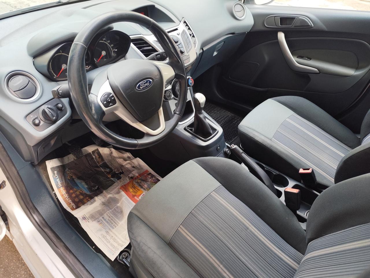 Ford Fiesta 1.4 BENZ/GPL 97CV PERFETTA