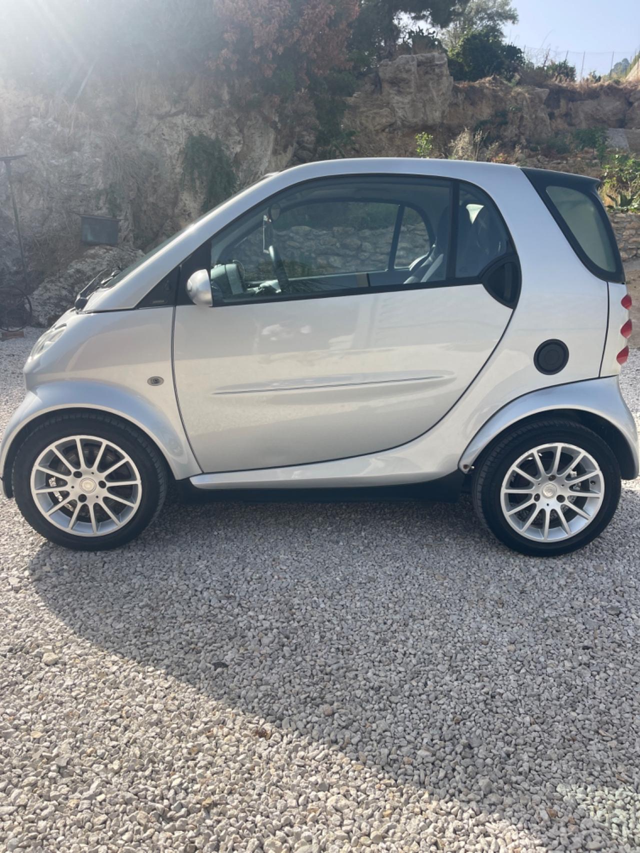 Smart ForTwo 700 coupé passion (45 kW)