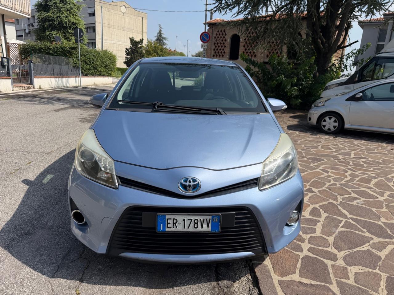 Toyota Yaris 1.5 Hybrid 5 porte Lounge