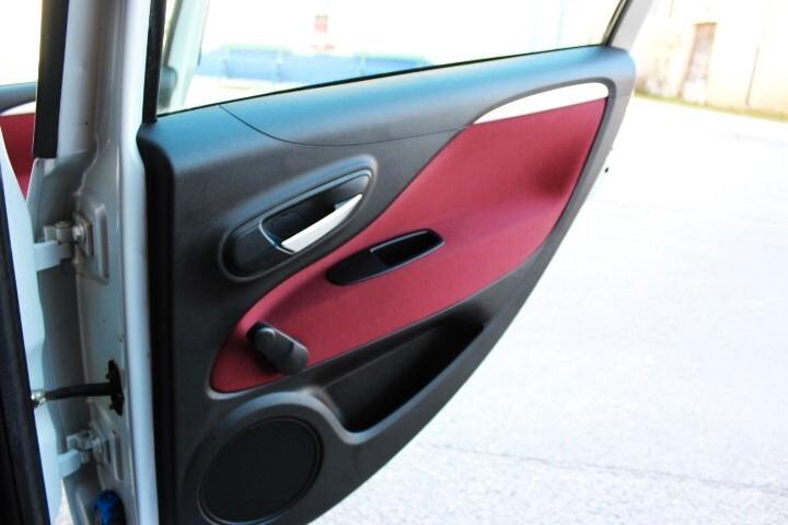 Fiat Punto Evo 1.3 Mjt 95 CV DPF 5p S&S Dynamic unico proprietario clima radio cd 8 gomme cerchi lega bruniti