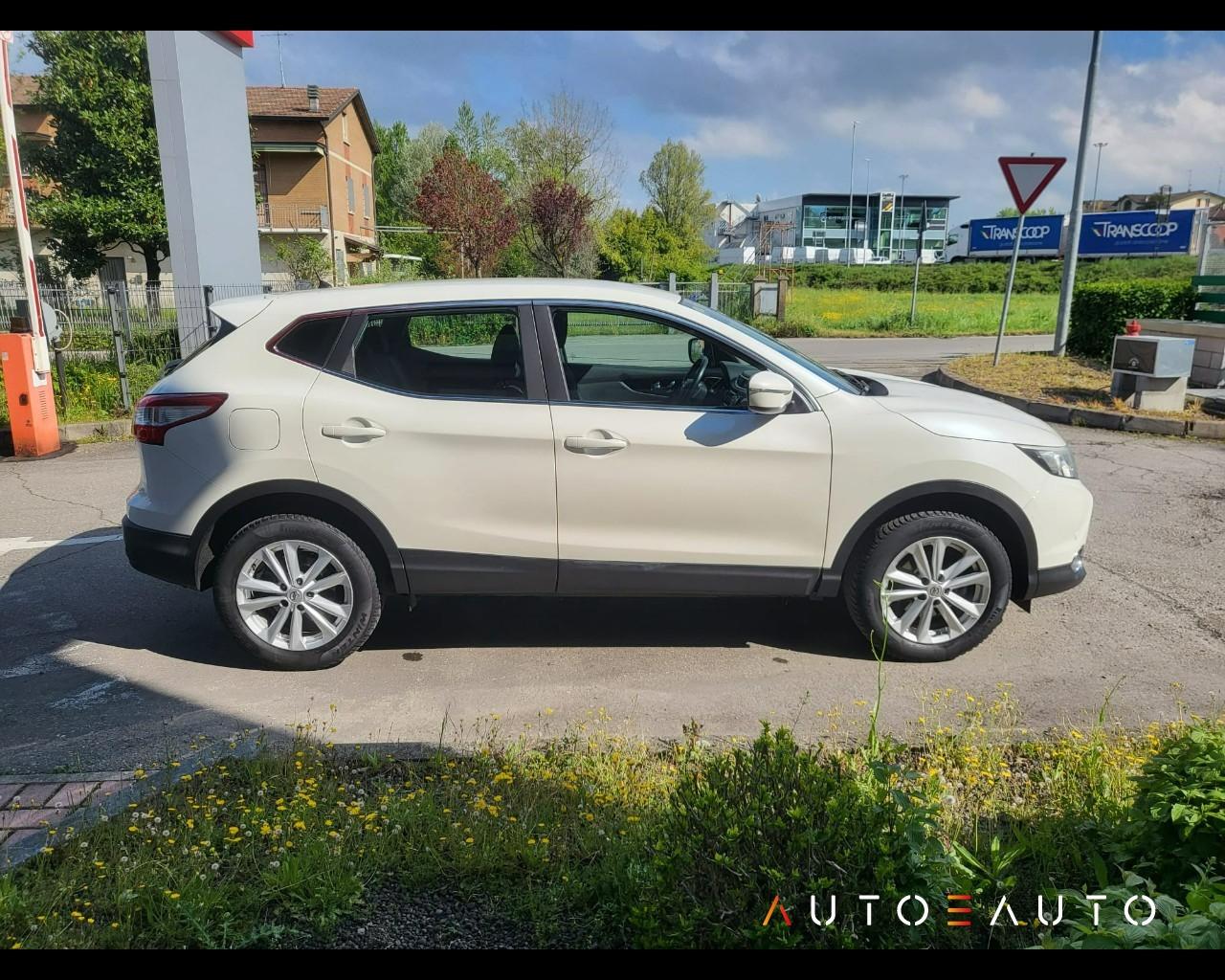 NISSAN Qashqai II 2014 - Qashqai 1.5 dci Acenta 110cv E6