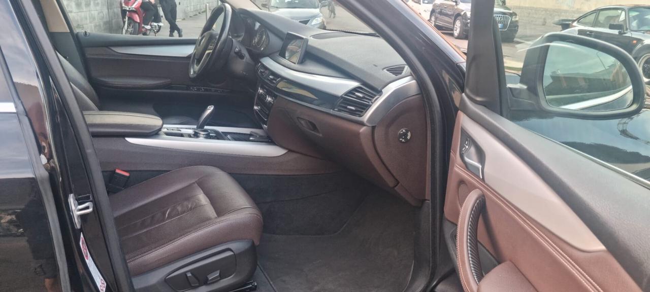 Bmw X5 xDrive30d 258CV Experience