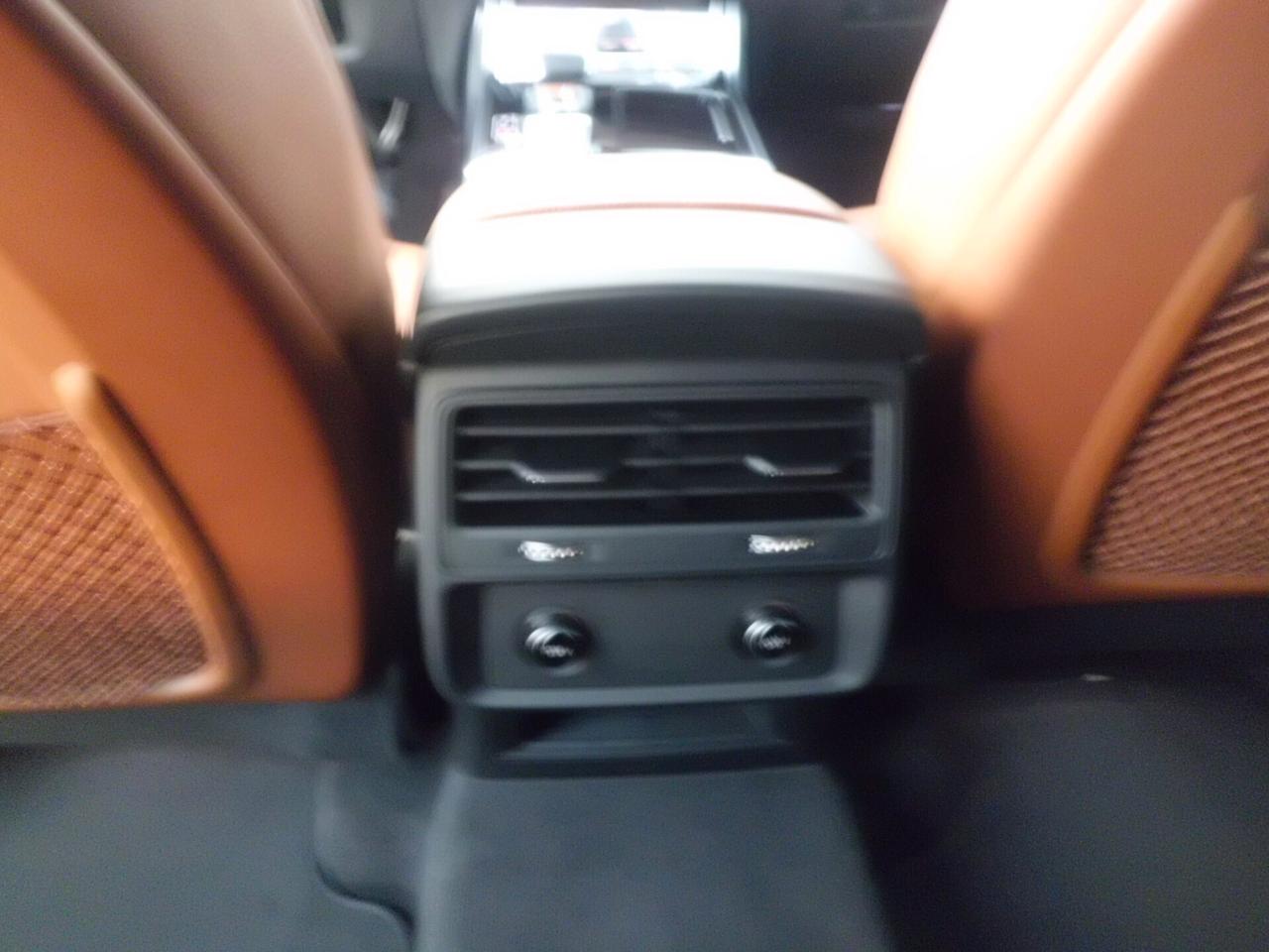 Audi Q8 50 TDI 286 CV quattro tiptronic Sport