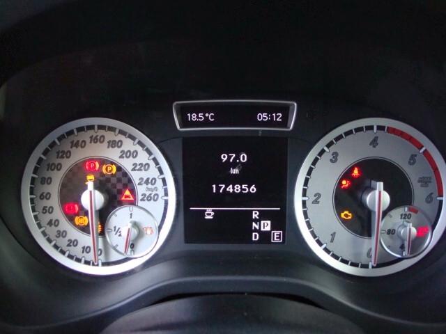 Mercedes-benz A 200 CDI BlueEFFICIENCY Executive