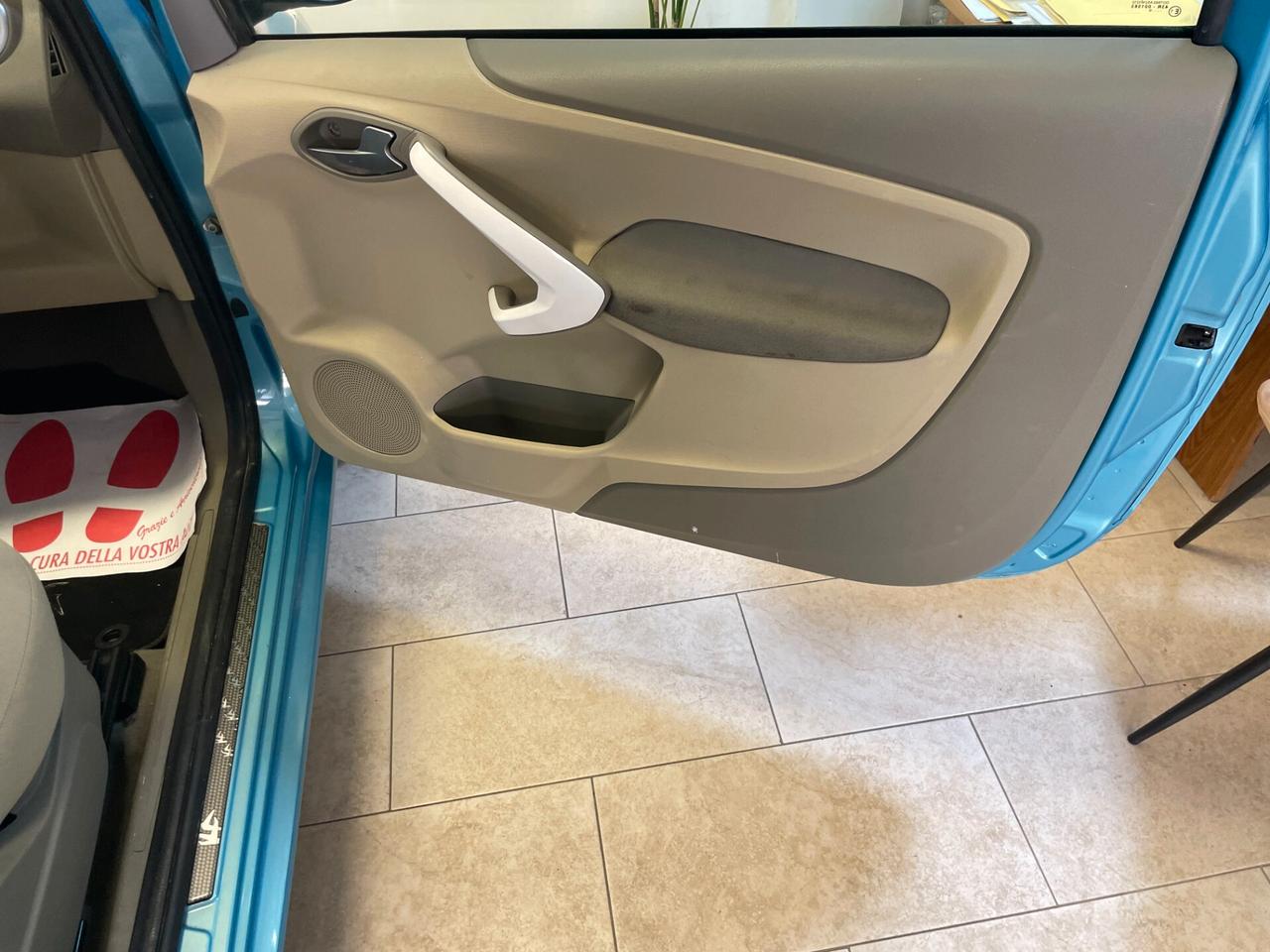 Ford Ka 1.2 8V Titanium FULL OP TAGL+ DISTRIBUZIONE NEOPATENTATI