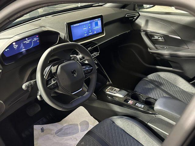 PEUGEOT 2008 PureTech 130 S&S EAT8 Allure