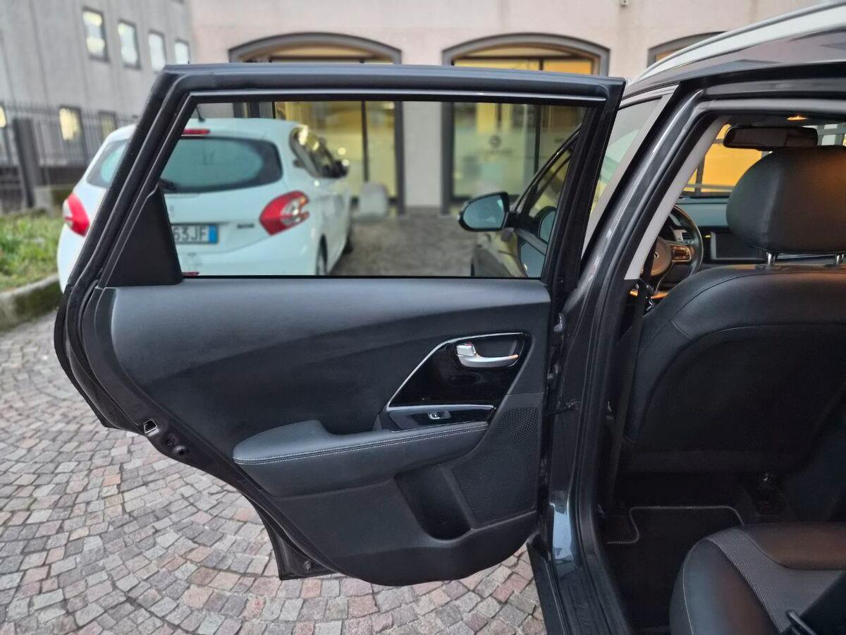 Kia Niro 1.6 gdi hev Style Adas Pack dct my18