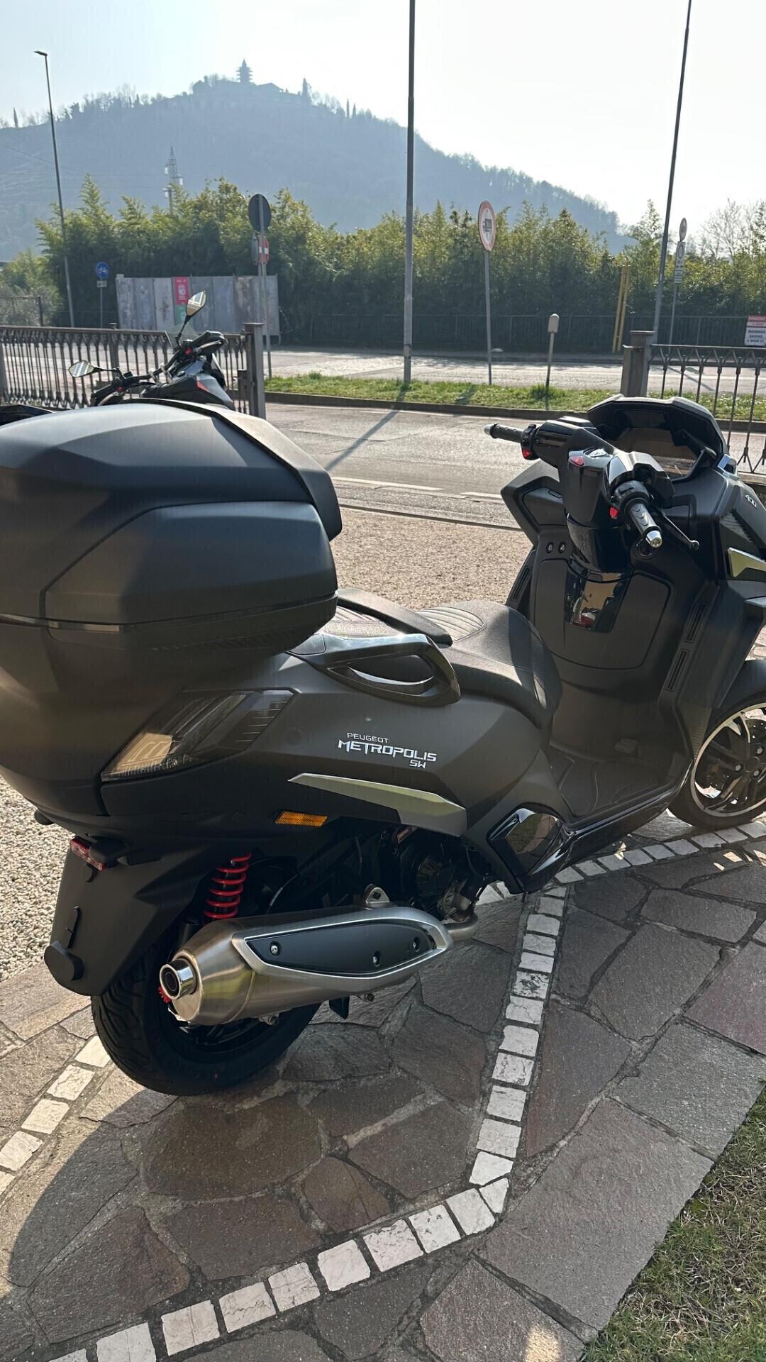 Peugeot Metropolis SW 400 5+ Pronta consegna