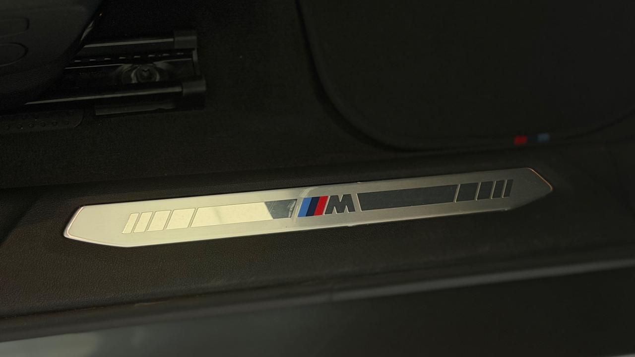 Bmw 116 116d 5p. Msport