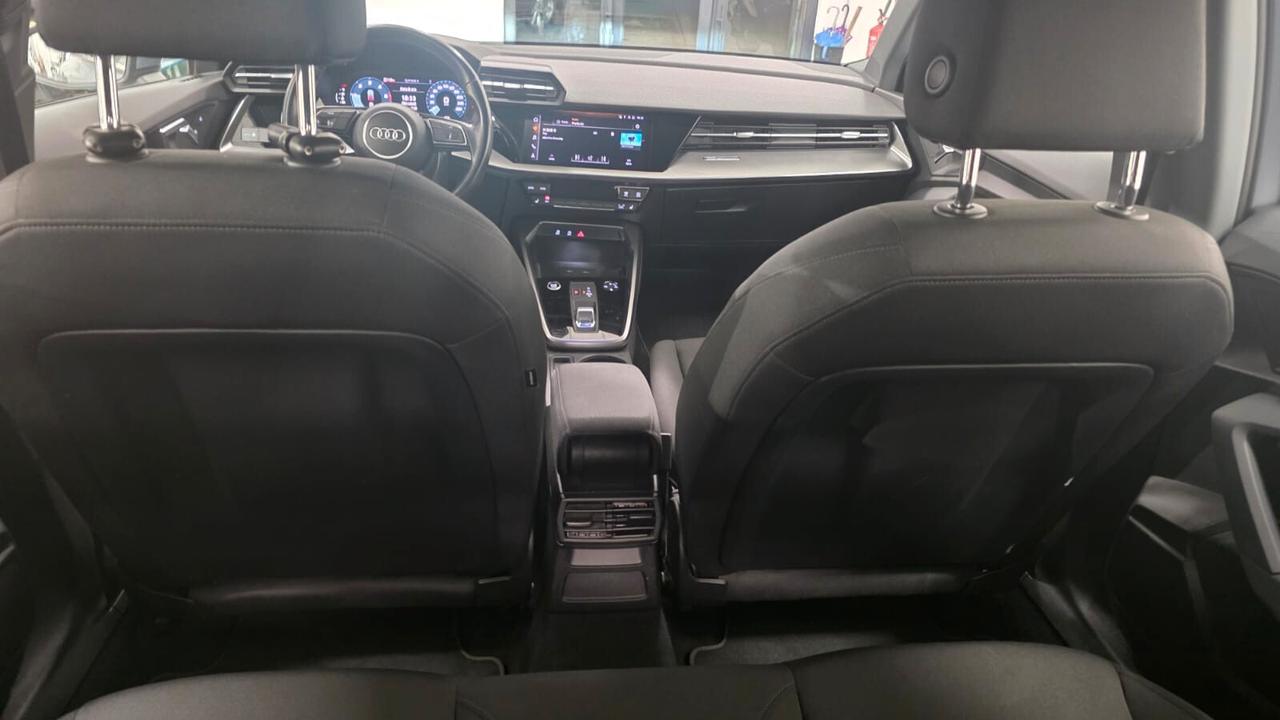 Audi A3 SPB 30 TDI Business Advanced